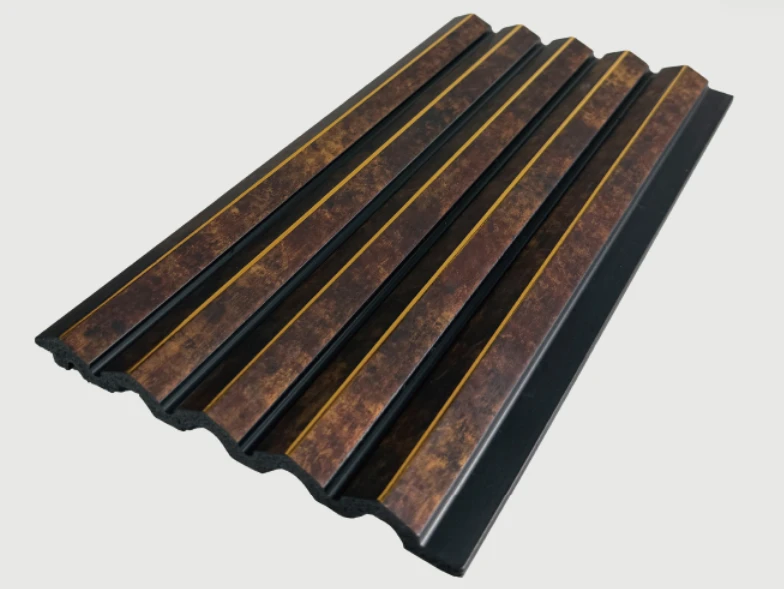 Irħam Effett Polystyrene Gold Trim Wall Panel
